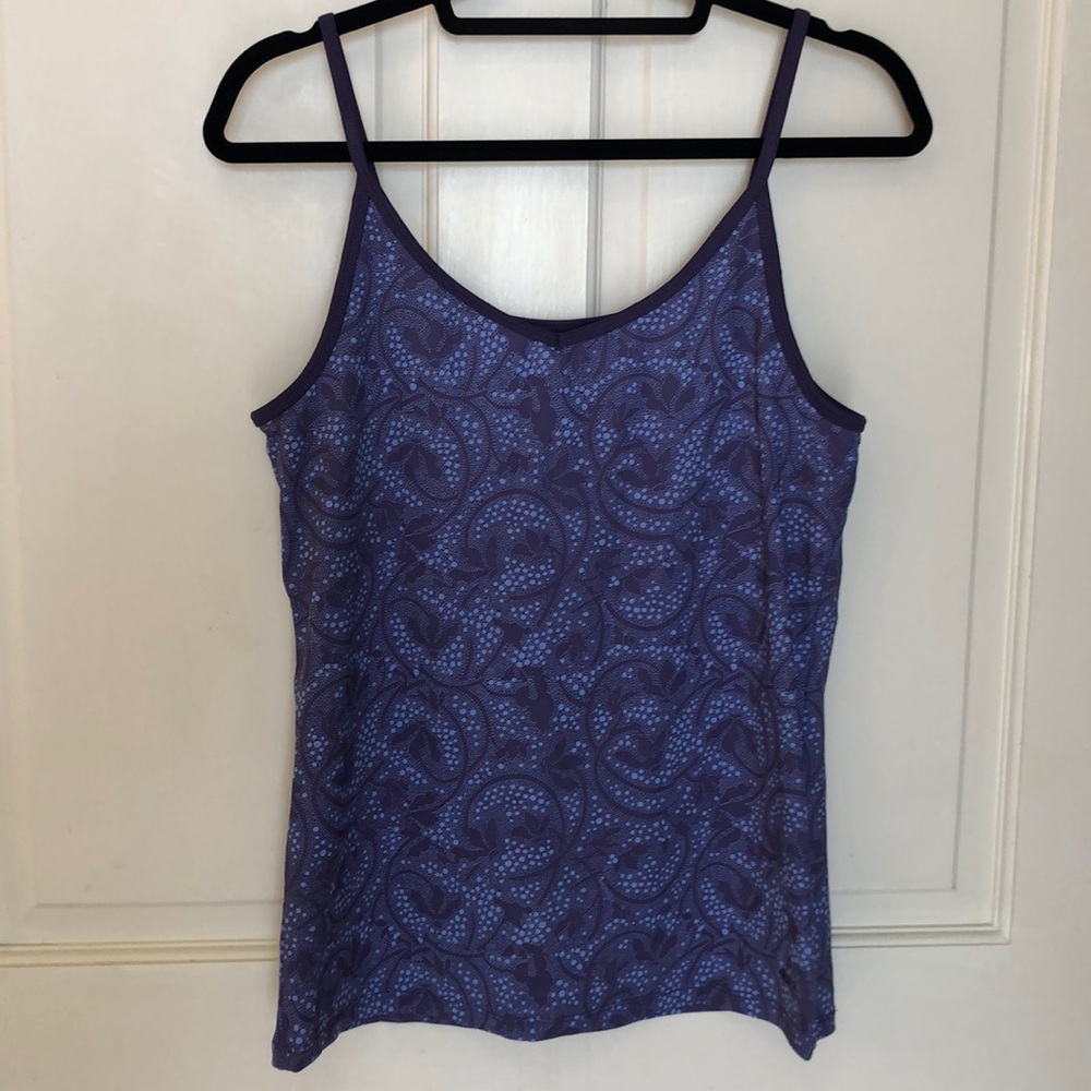 Work out tank with built in bra